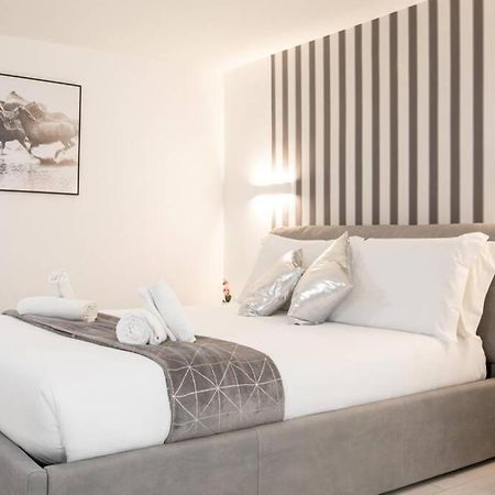 Unforgettable Split Level Jacuzzi Suite Navona - Top Collection Roma Eksteriør bilde