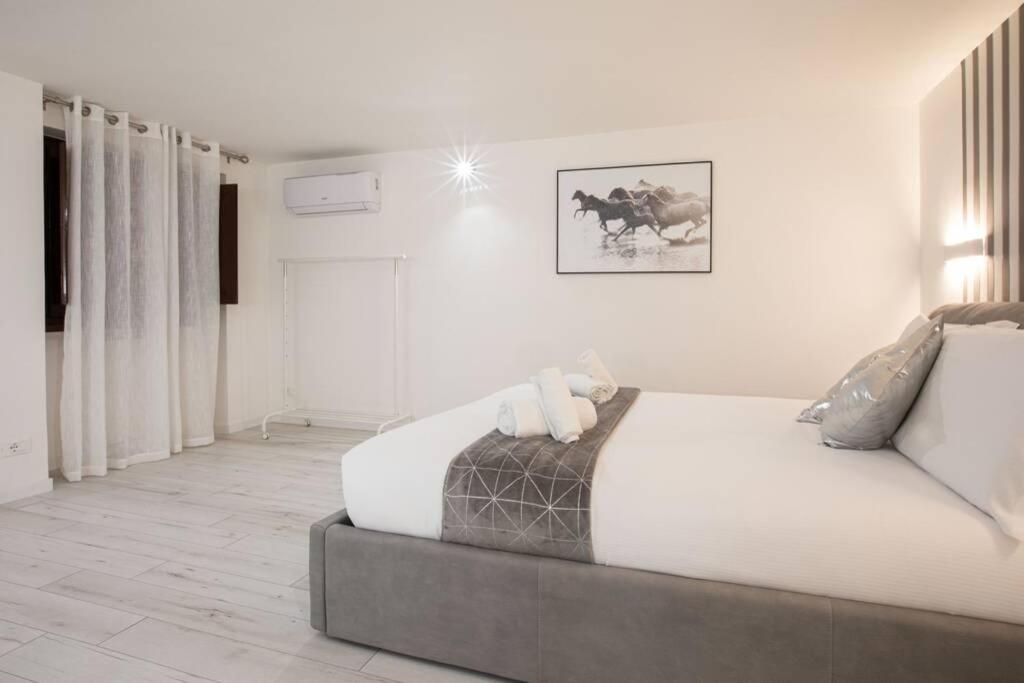 Unforgettable Split Level Jacuzzi Suite Navona - Top Collection Roma Eksteriør bilde