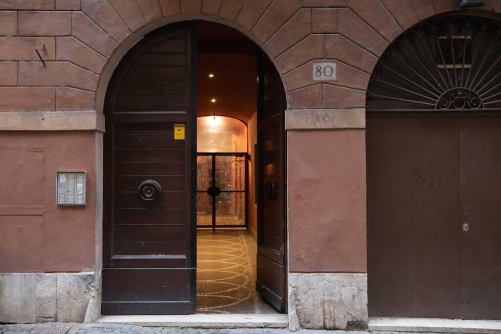 Unforgettable Split Level Jacuzzi Suite Navona - Top Collection Roma Eksteriør bilde